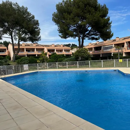 - Piscine Tennis Bord De - Bertrand Beatrice 公寓 *